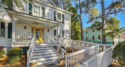 Timeless Charm! Family Home Near Belhaven Beach