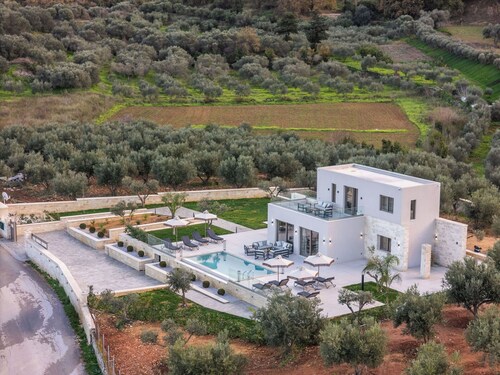 Villa Vasilissa- Vacation villa in Crete