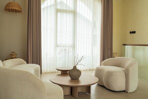 Living area - Villa Fresko 2 by Alfred in Bali (Munggu)