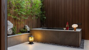 Standard Terrace | Bain à remous privé