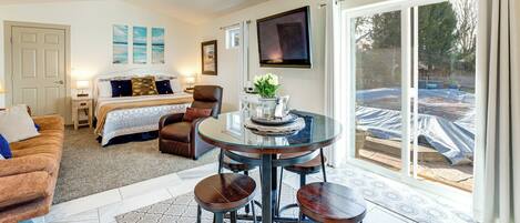 Desk, iron/ironing board, internet, bed sheets