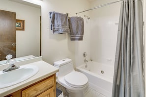 Towels - Walk to Angel Fire Resort: Pet-Friendly Getaway (Angel Fire)