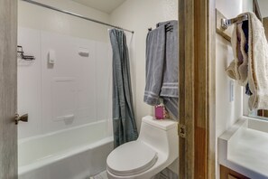 Towels - Walk to Angel Fire Resort: Pet-Friendly Getaway (Angel Fire)