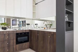 Réfrigérateur, plaque de cuisson, lave-vaisselle