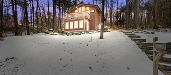 Adorable 4-bedroom Chalet in charming Hawley