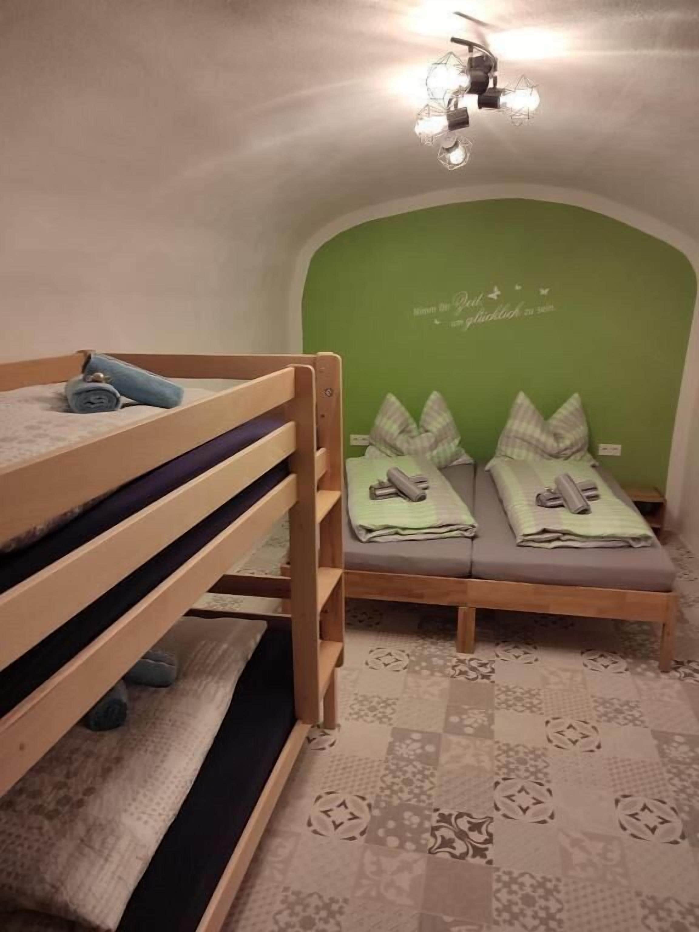 Comfort Appartement mit Terrasse und Pool  Nassfeld - Presseggersee - Kärnten | Yksilöllisesti sisustettu, yksilöllisesti kalustettu, pimennysverhot