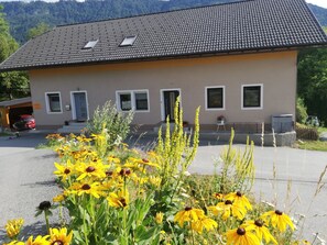 บริเวณภายนอก