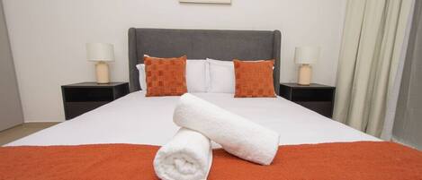 WiFi, bed sheets