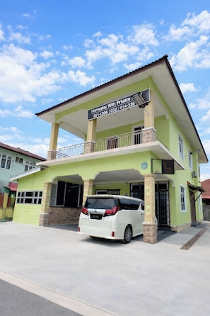 Exterior - Kota Bharu Family Bungalow Homestay (Kota Bharu)