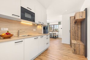 Fridge, microwave, stovetop, dishwasher - Vacation apartment Gams 47 sqm for 5 persons (Samerberg)