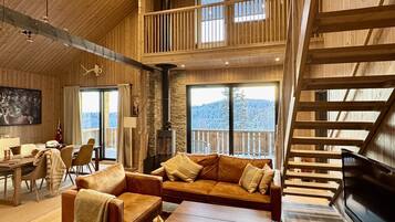 Smart-TV, peis, fotballspill og bordtennis