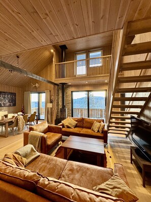 Smart TV, fireplace, table football, ping pong