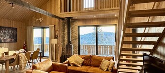 Exclusive holiday home with jacuzzi and pool table