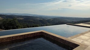 Pool - Villa in Legoli with 5 bedrooms sleeps 10 (Legoli)