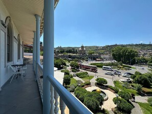 تناول الطعام بالخارج