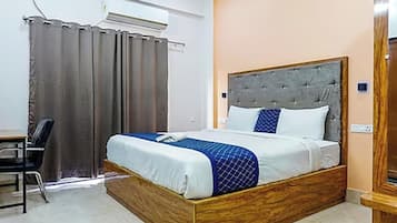 Double Room | Desk, free WiFi