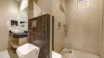 Deluxe-Doppelzimmer, 1 Schlafzimmer, Nichtraucher, Stadtblick | Badezimmer