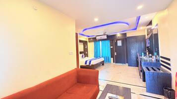 Standard Double Room, Pool View