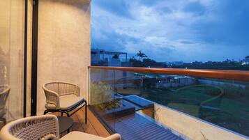 ๋๋ญ์ค ๋น๋ผ, ์นจ์ค 2๊ฐ, ์ ์ฉ ์์์ฅ, ์์์ฅ ์ ๋ง | ๋ฐ์ฝ๋