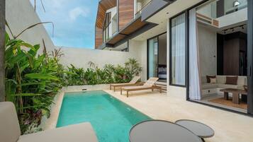 ์ผ์ธ ์์์ฅ, ์ผ๊ด์ ์์