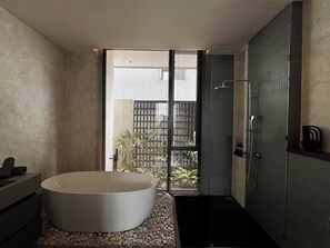 Bathroom - Villa Fresko 3 by Alfred in Bali (Pererenan)