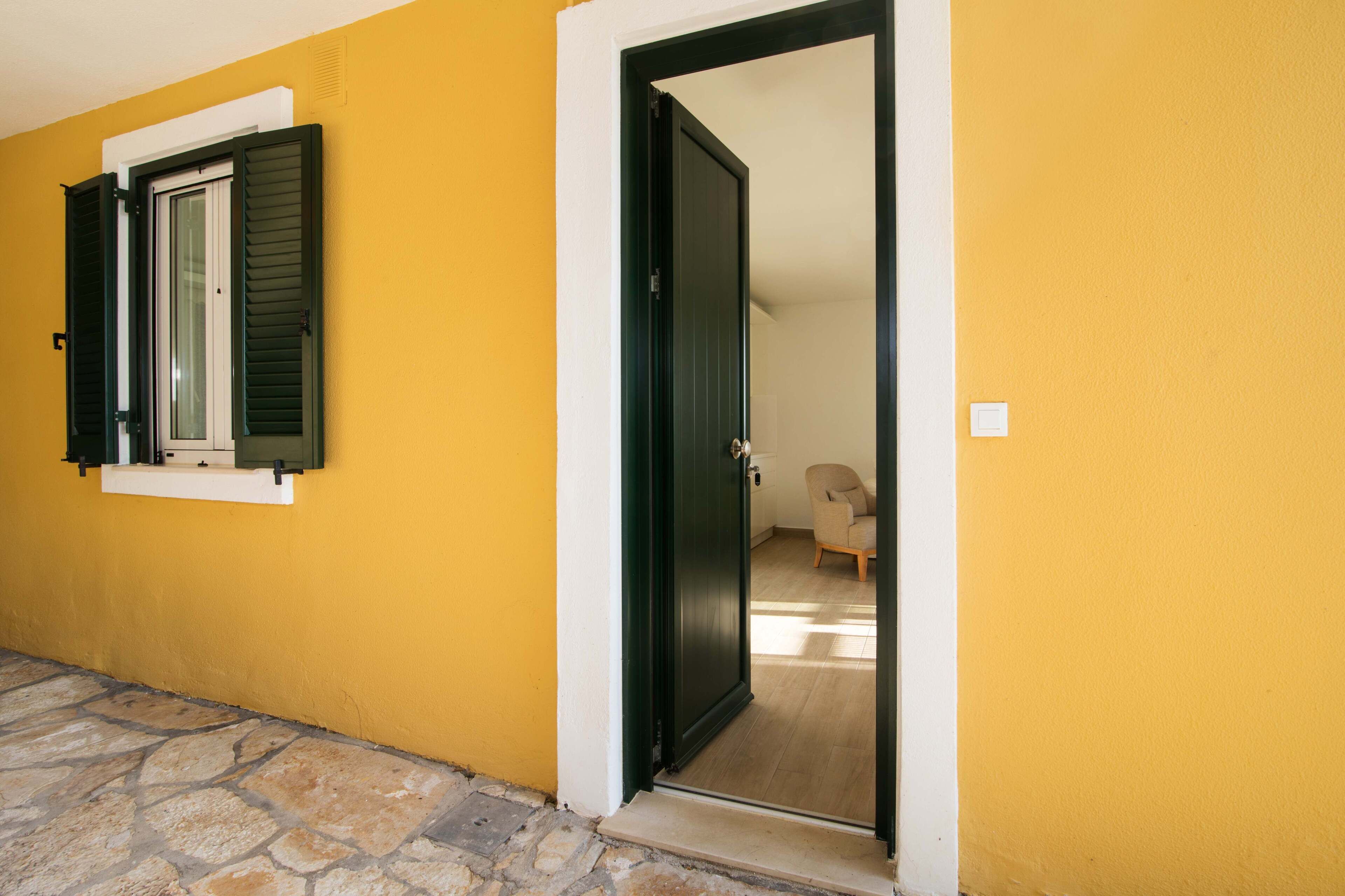 Apartamento de diseño, vistas a la playa | Interior