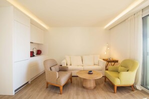 Design-lejlighed - strandudsigt | Opholdsområde | Tv