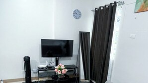 Dortoir Partagé, 1 chambre, piscine privée | Salle de séjour