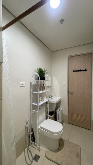 Shared Dormitory, 1 Bedroom, Private Pool | Bathroom - Room-comfortable Studio Stay Made for Re (Iloilo)