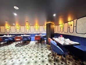 Restaurant - Hotel Prabhupada Puri (Puri)