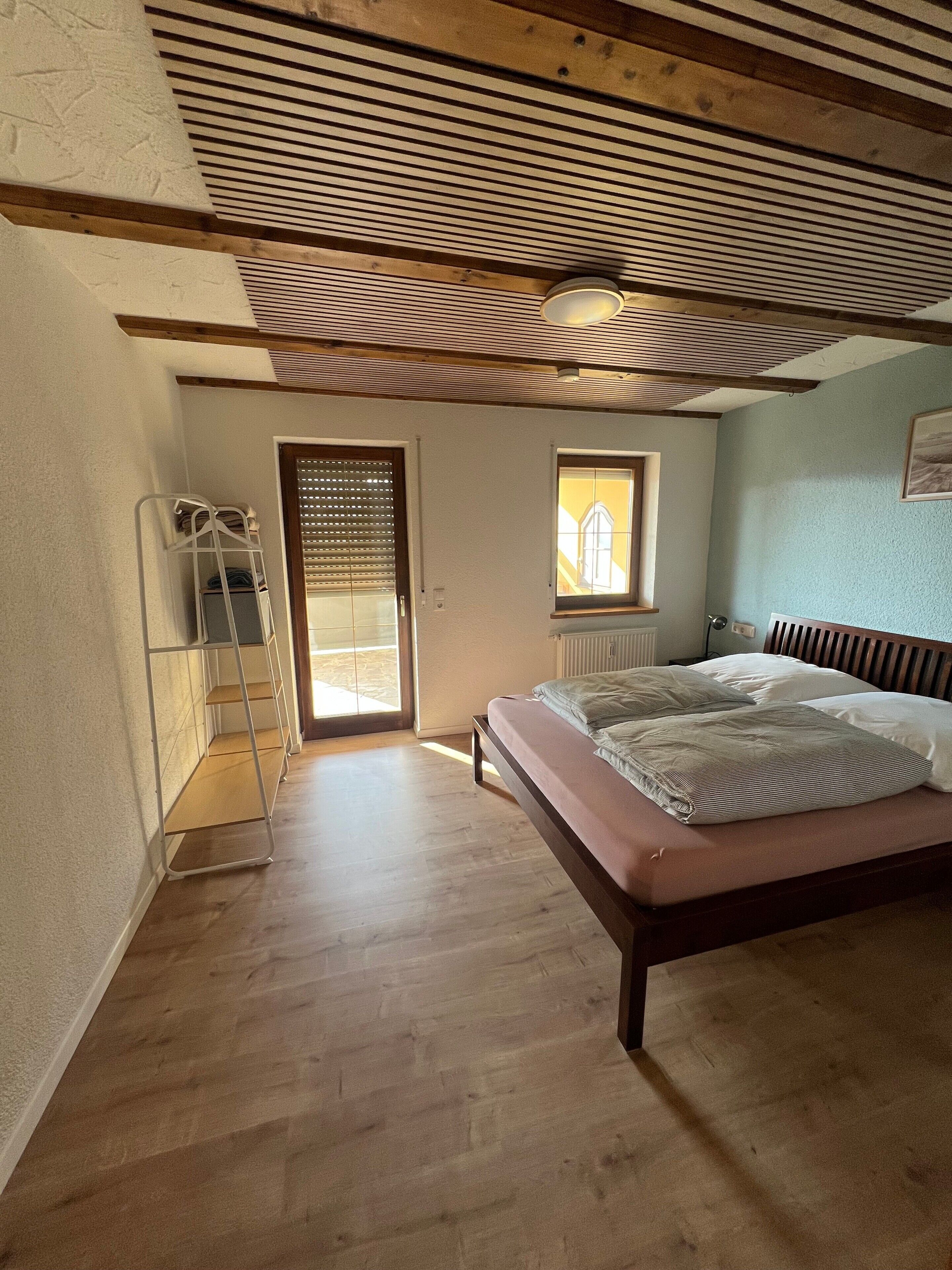 Strygejern/strygebræt, Wi-Fi, sengetøj