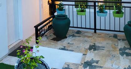 Charming 3-Bedroom Apartment with Garden in Kandy
