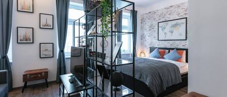 Fer et planche à repasser, accès Internet, draps fournis