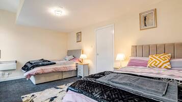 1 Schlafzimmer, Bügeleisen/Bügelbrett, Internetzugang, Bettwäsche