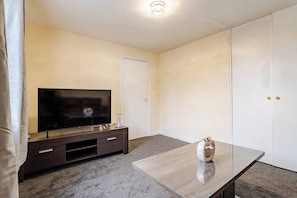 Interior - Cosy Retreat - Suite 5 (Hamilton)