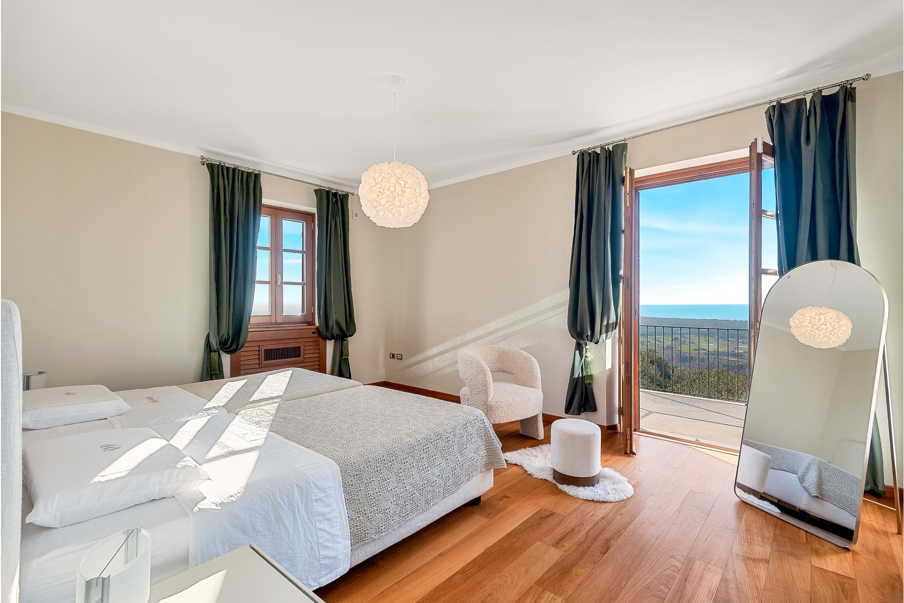 熨斗/熨衣板、上网接入、床单、轮椅无障碍