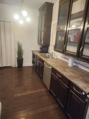 Room, 1 Bedroom, Balcony | Interior