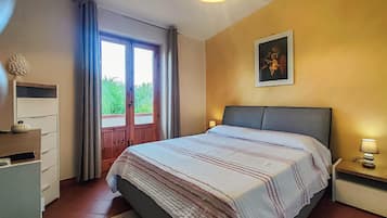 3 camere, culla da viaggio, Wi-Fi gratuito