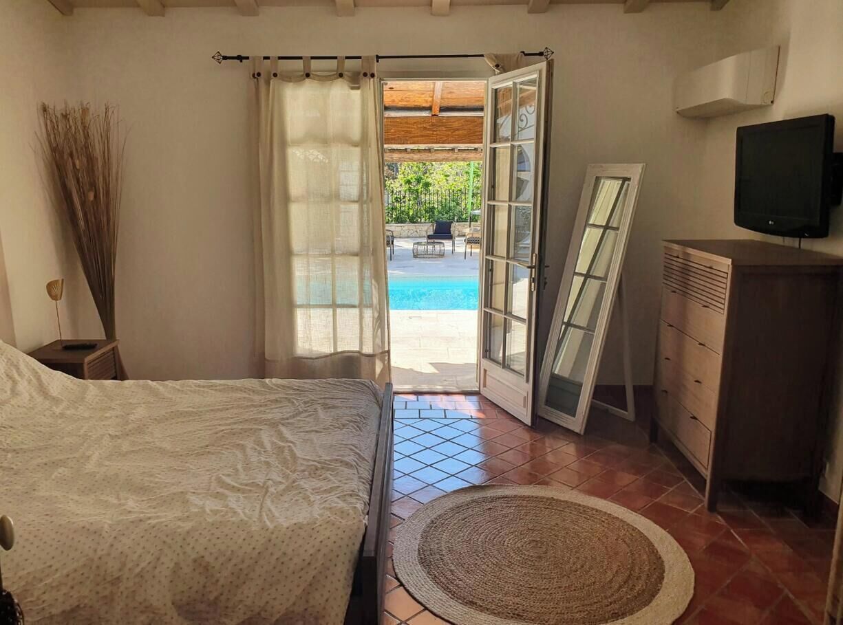 Strykejern/-brett, wi-fi og sengetøy