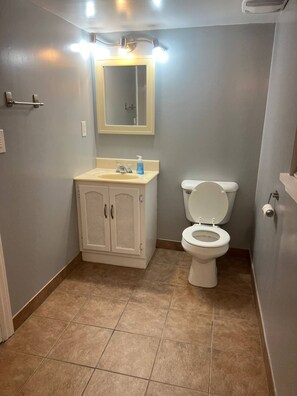 Estúdio, 1 quarto | Banheiro