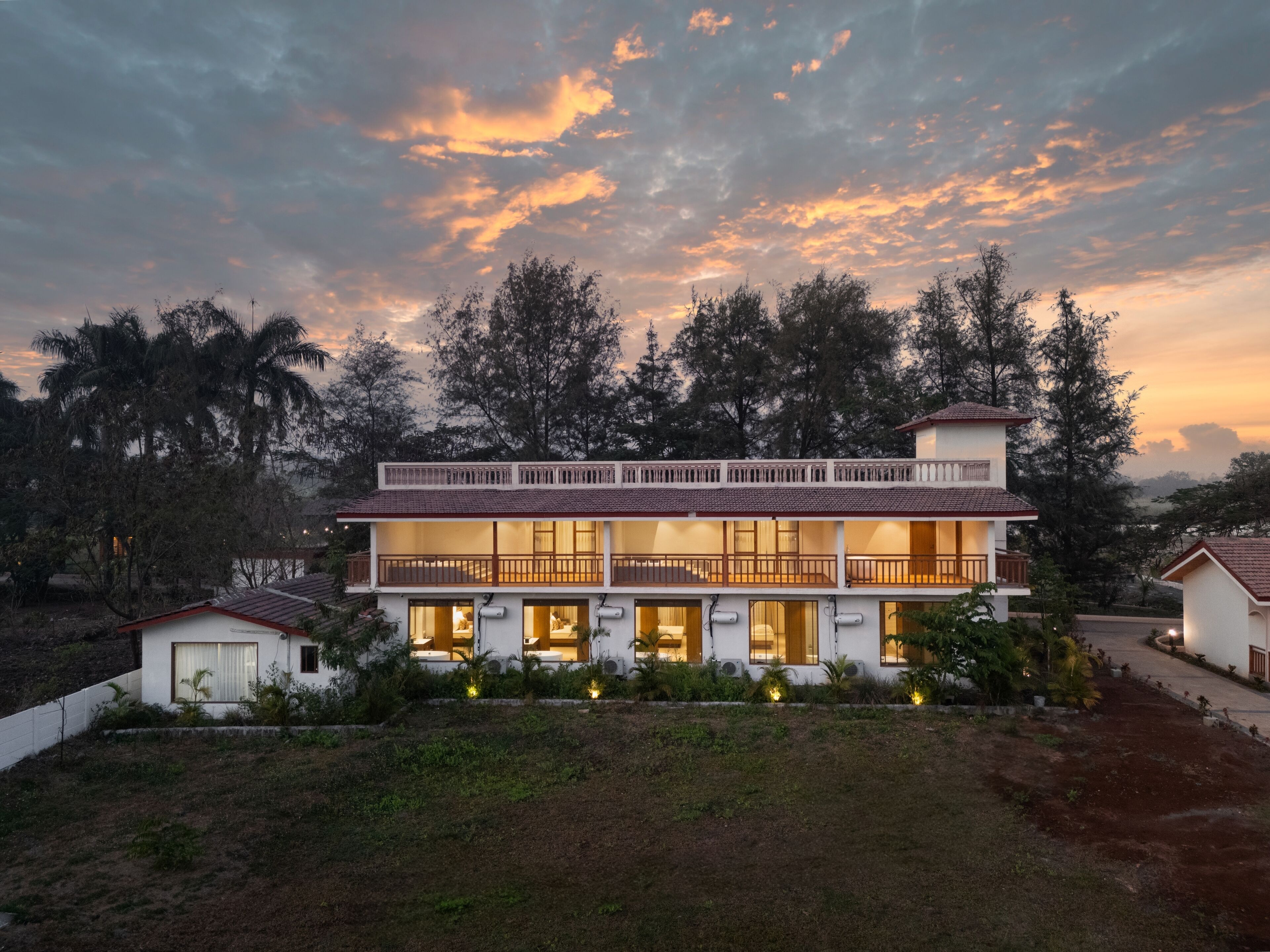 In-room safe, desk, blackout curtains, free WiFi