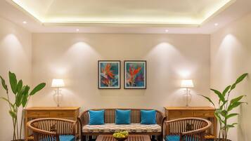 Elara 2 bedroom Villa | Living area