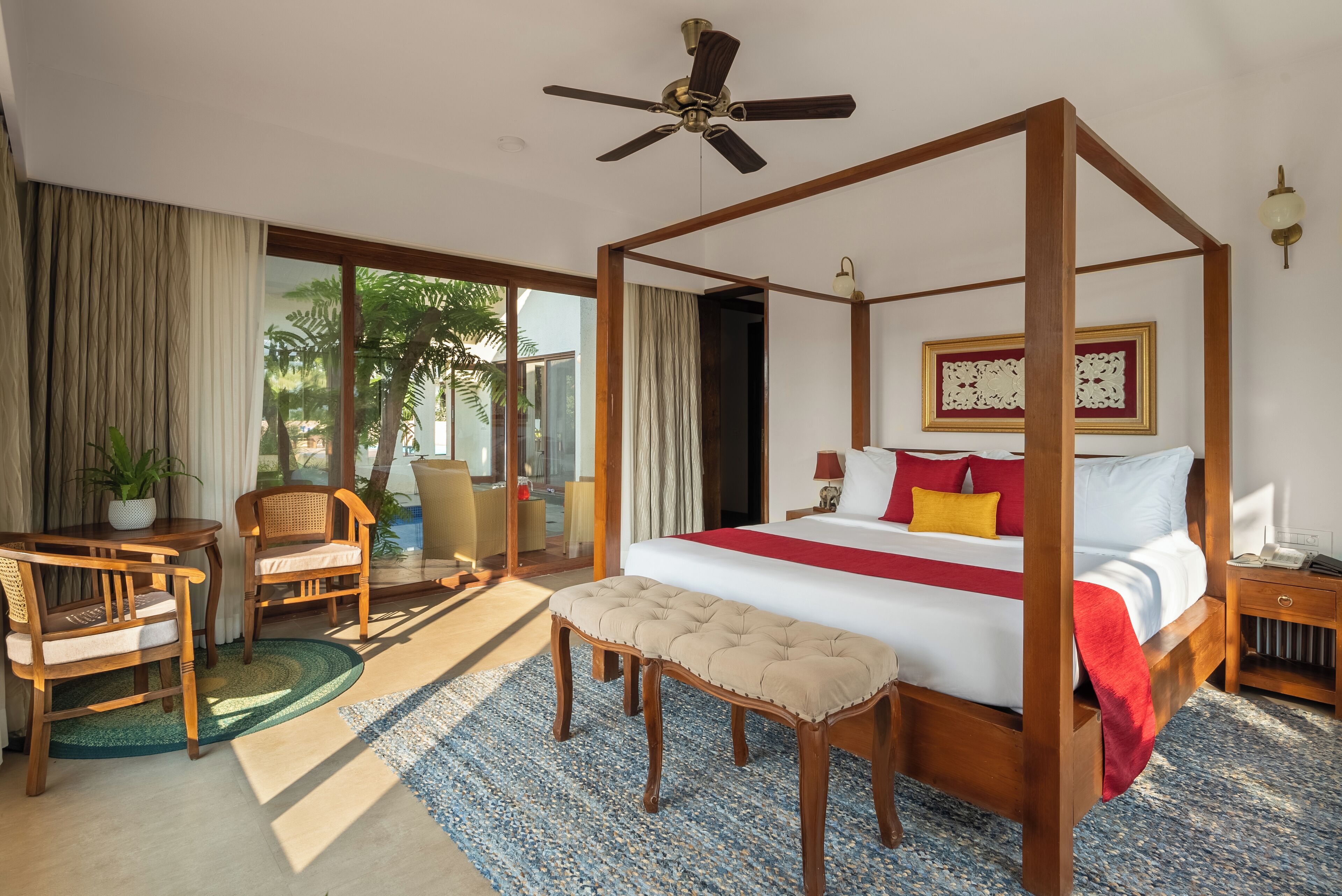 Amara 4 Bedroom Villa | In-room safe, desk, blackout curtains, free WiFi