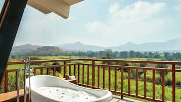 Junior Suite | Balcony