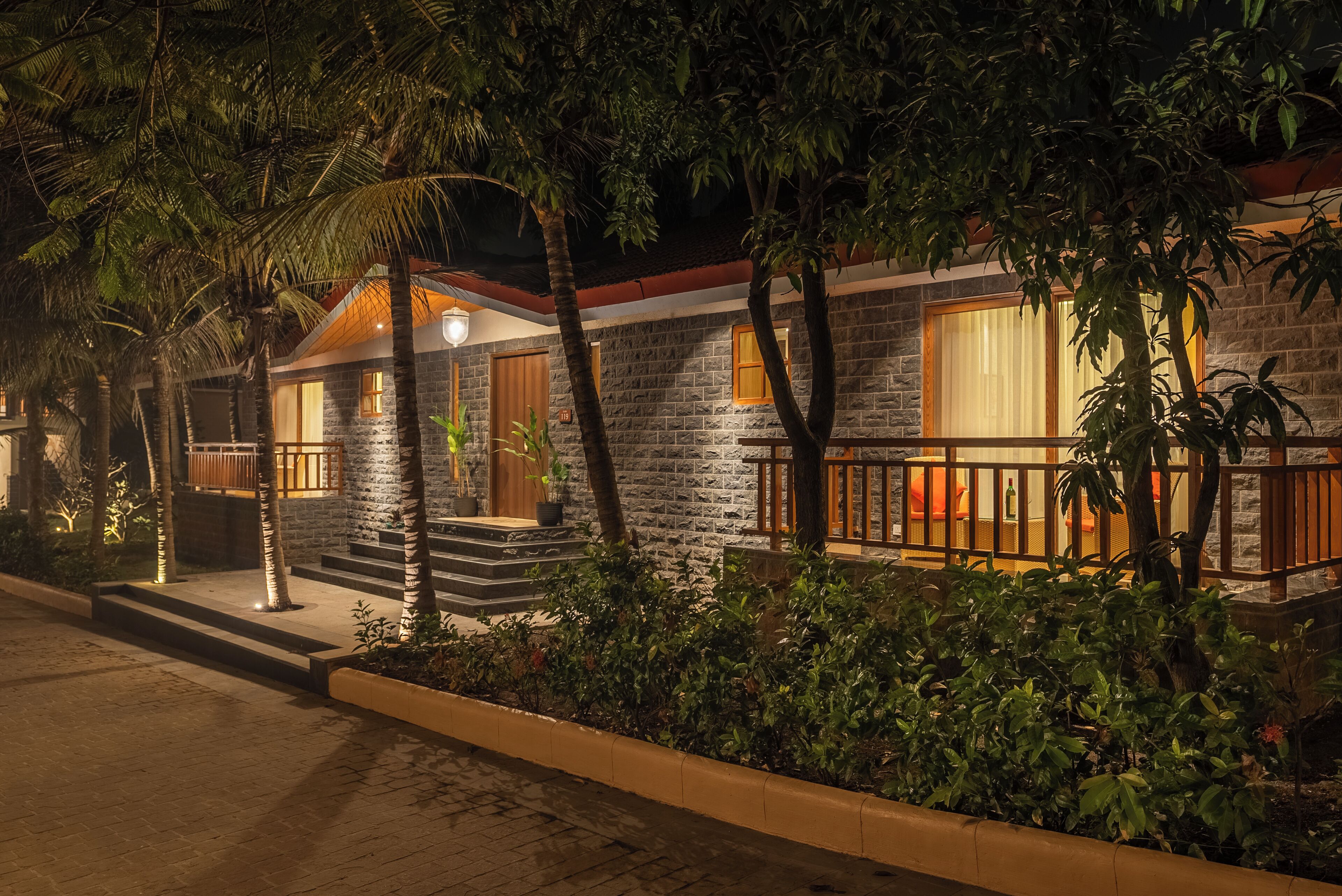 In-room safe, desk, blackout curtains, free WiFi