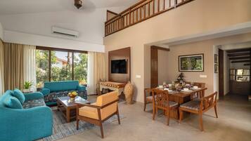 Amara 4 Bedroom Villa | Dining room