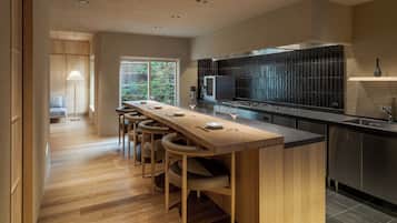 Townhome, Garden View | Private kitchen