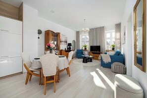Dining - Apartment on the Market Square | In the Heart of the Old Town (Wrocław)