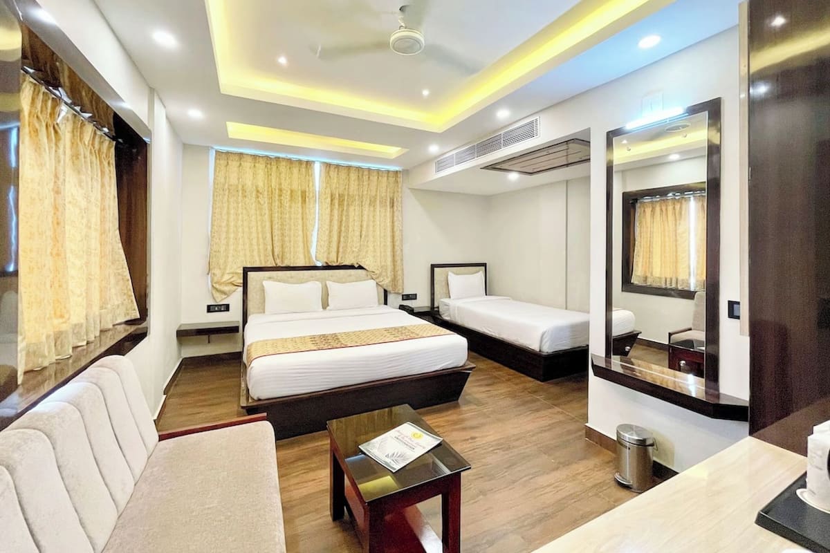 Ropa de cama hipoalergénica, escritorio y sistema de insonorización