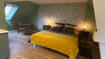 Fer et planche Ă repasser, lit parapluie, Wi-Fi gratuit